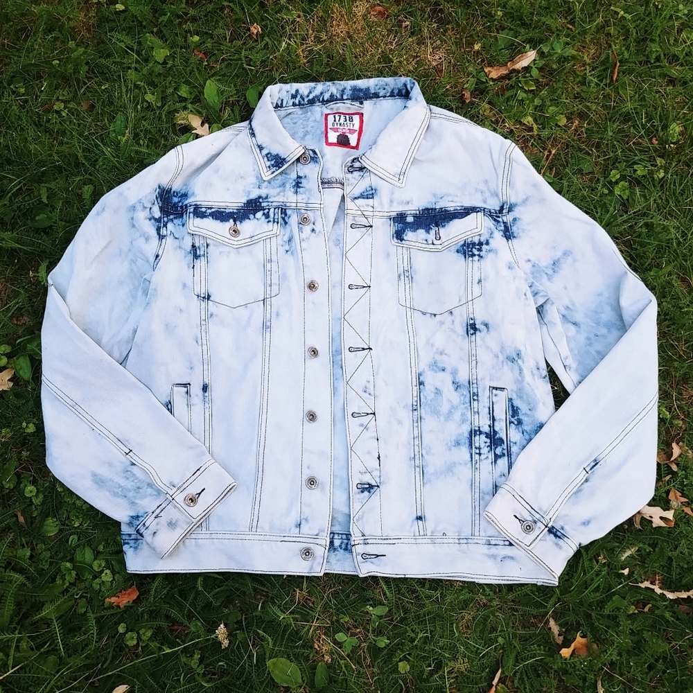 1738 Dynasty Light Wash Denim Jean Jacket